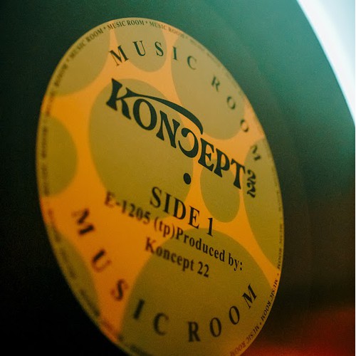 Logo & branding for a bar - Koncept 22