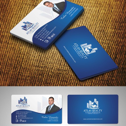 An contemporary and elegant real estate business card.