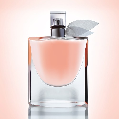 Photo Realistic Mesh Rendering of Perfume Bottle