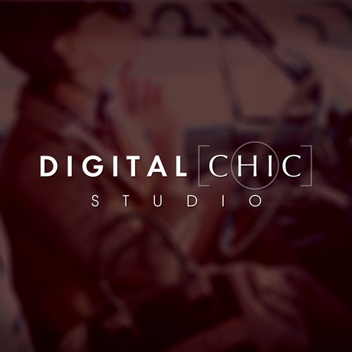 Logo: studio photo Digital Chic (photographie produit haut de gamme/luxe)