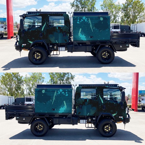 Fun Truck Wrap - Travelling Family