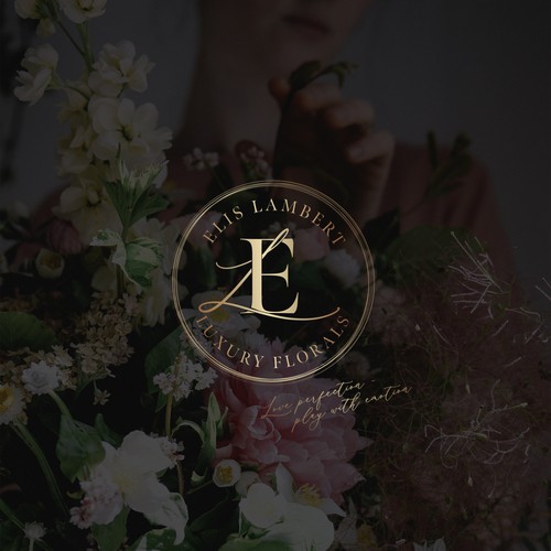 Shiny gold monogram for Elis Lambert Luxury Florals