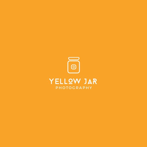 Simple and smart logo for the Yellow Jar photography