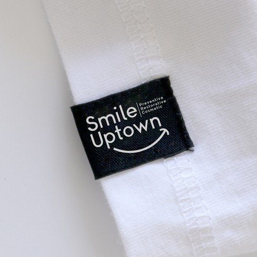 Smile Uptown Logo