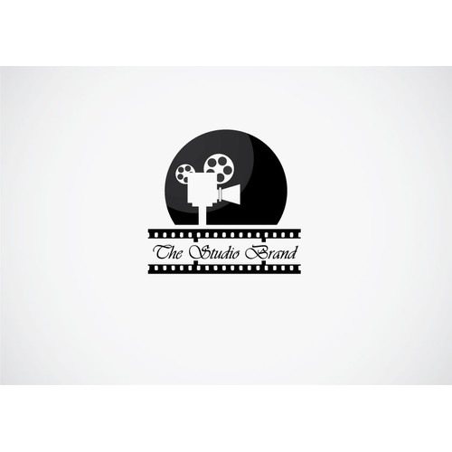 Create a classic Hollywood film themed logo for Studio Brand Liquids (e Liquid)