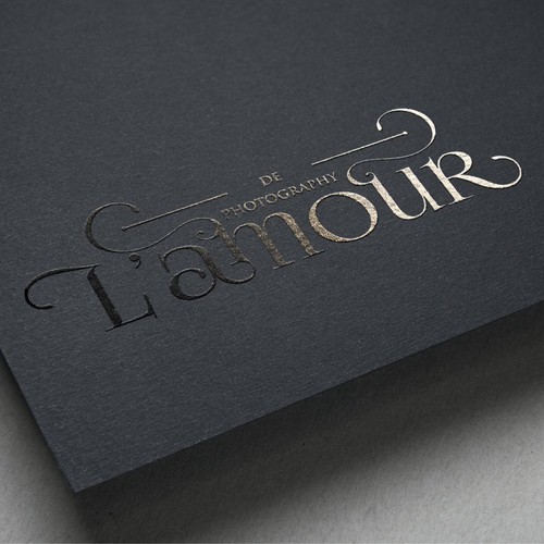 Create a Classic vintage Memerable logo for unforgetable Photographer