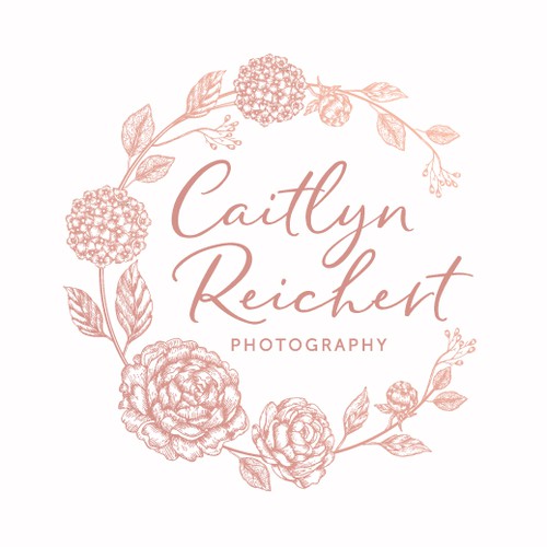 Caitlyn Reichert摄影公司的标志