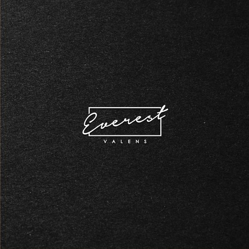 Everest Valens Logo
