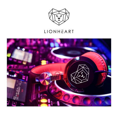 Clever LIONHEART logo