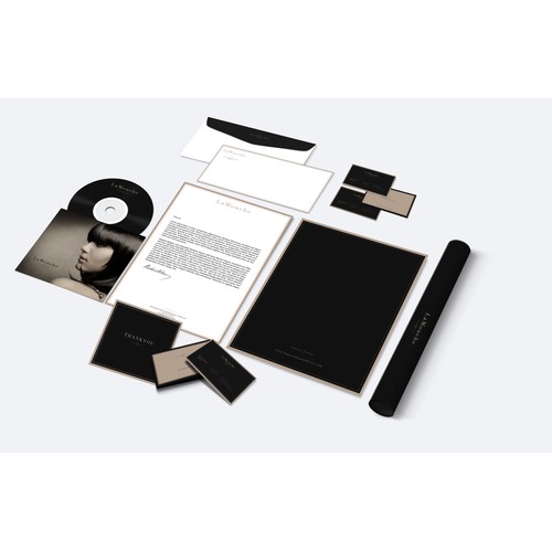 Help Lamouche with a new stationery