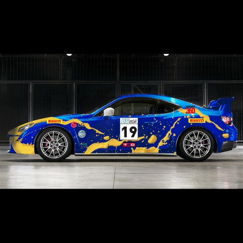 Racing car wrap