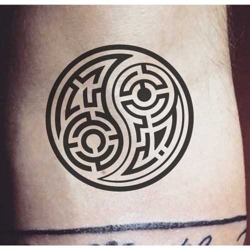 Yin-Yang labyrinth tattoo